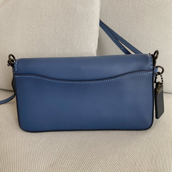 NWOT Coach 1941 Dinky Blue Crossbody Bag - Picture 2 of 5